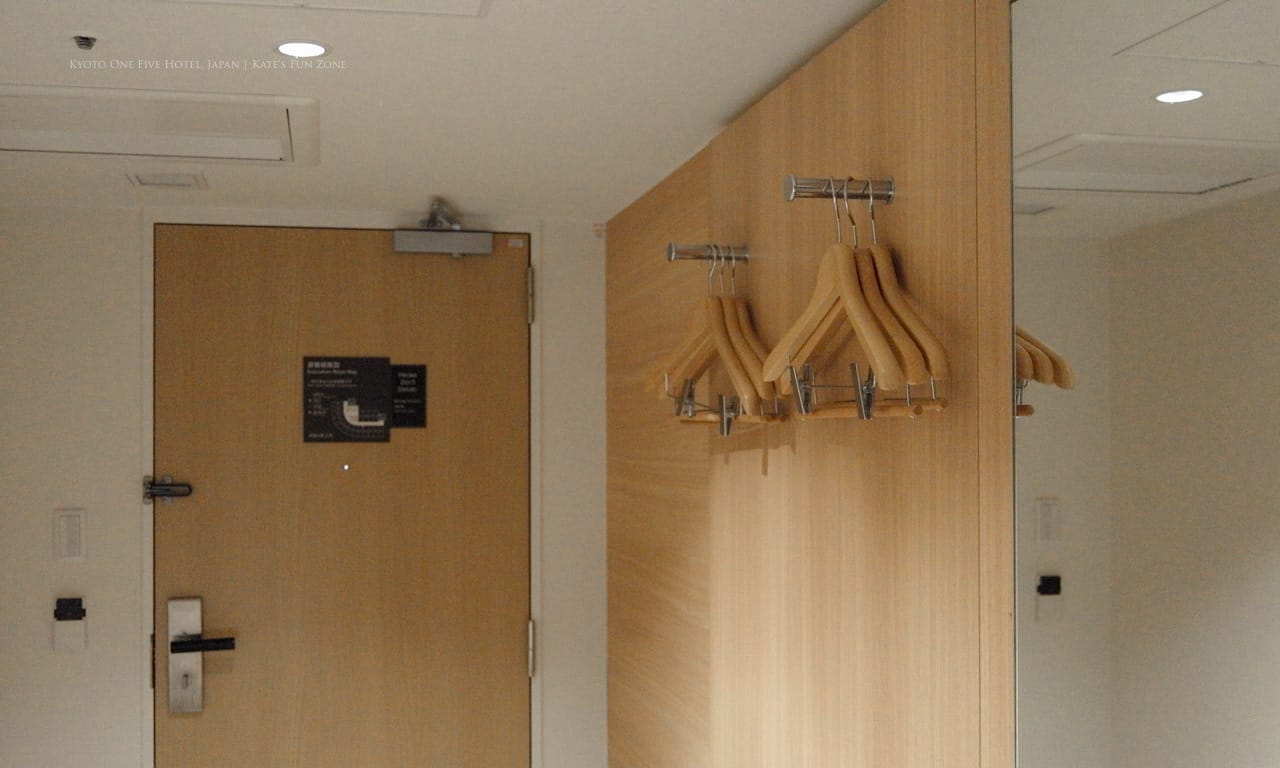 掛衣空間比較不足