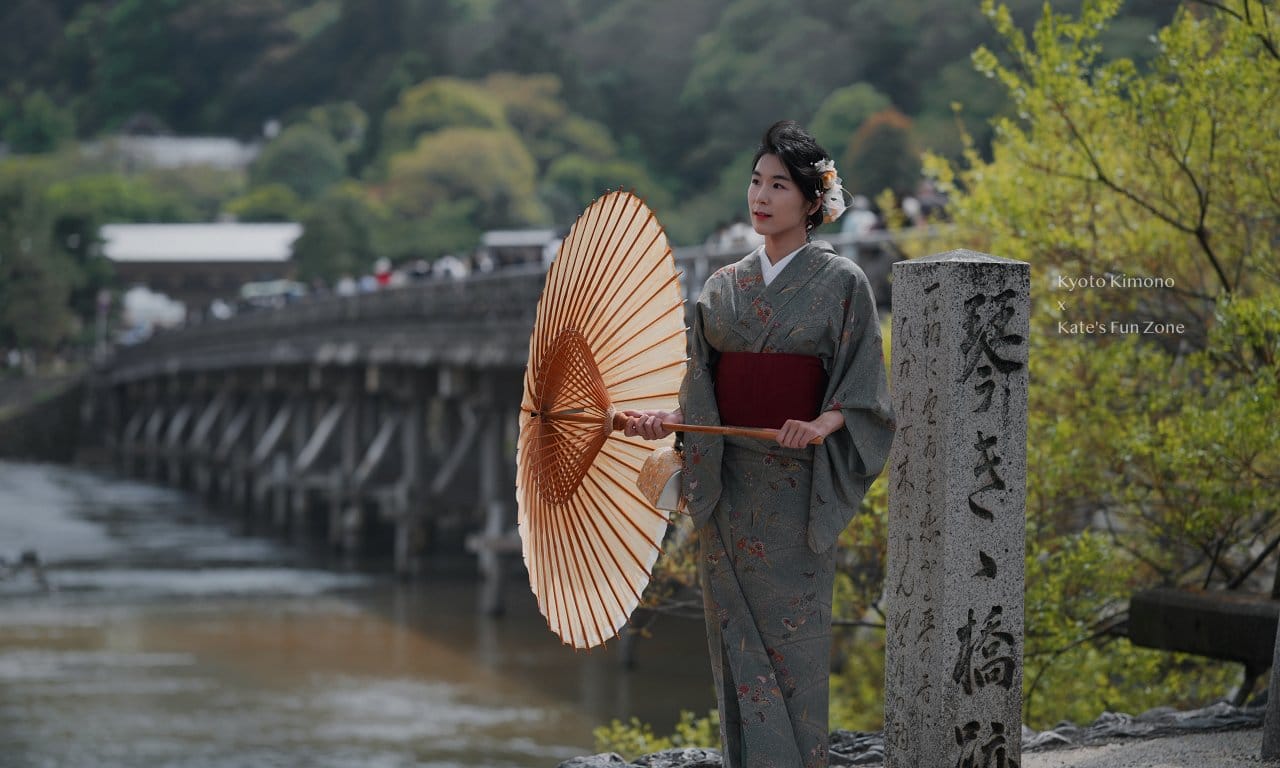 嵐山渡月橋旁攝影