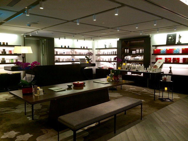 同一層還有SPA中心,最後的芳療課程至晚上23:00