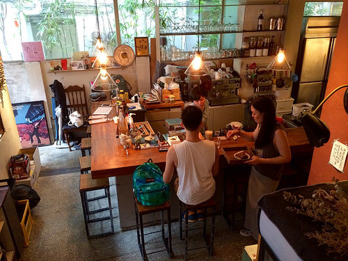 幾乎佔用整個一樓的吧台,是Duomo的靈魂