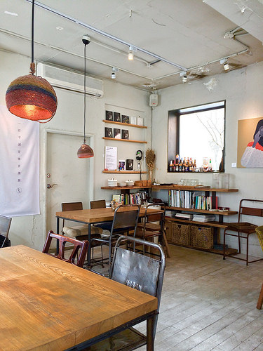 二樓空間寬敞明亮